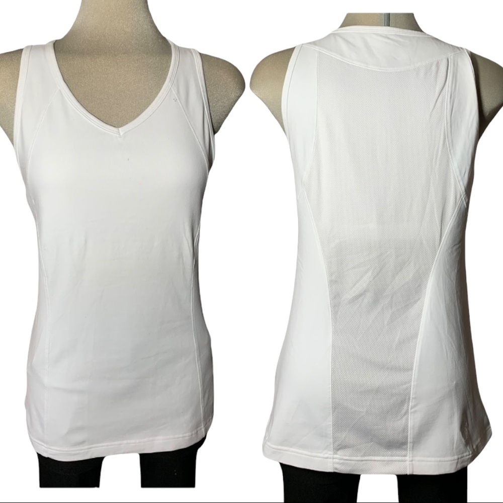TUFF ATHLETICS white Sleeveless Women’s Sports Top Size L